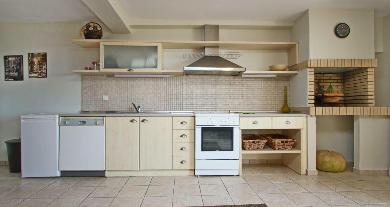 Elena 3 Apartment Kavala Bagian luar foto